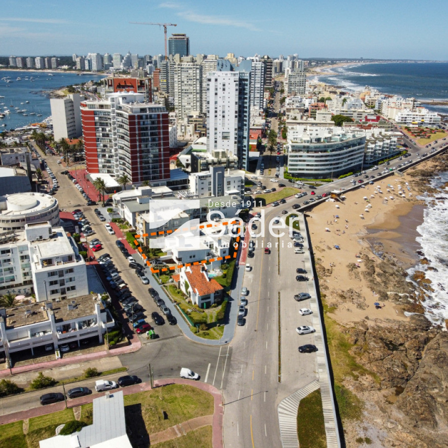 Casa ID.3709 - Casa Frente al Mar Única