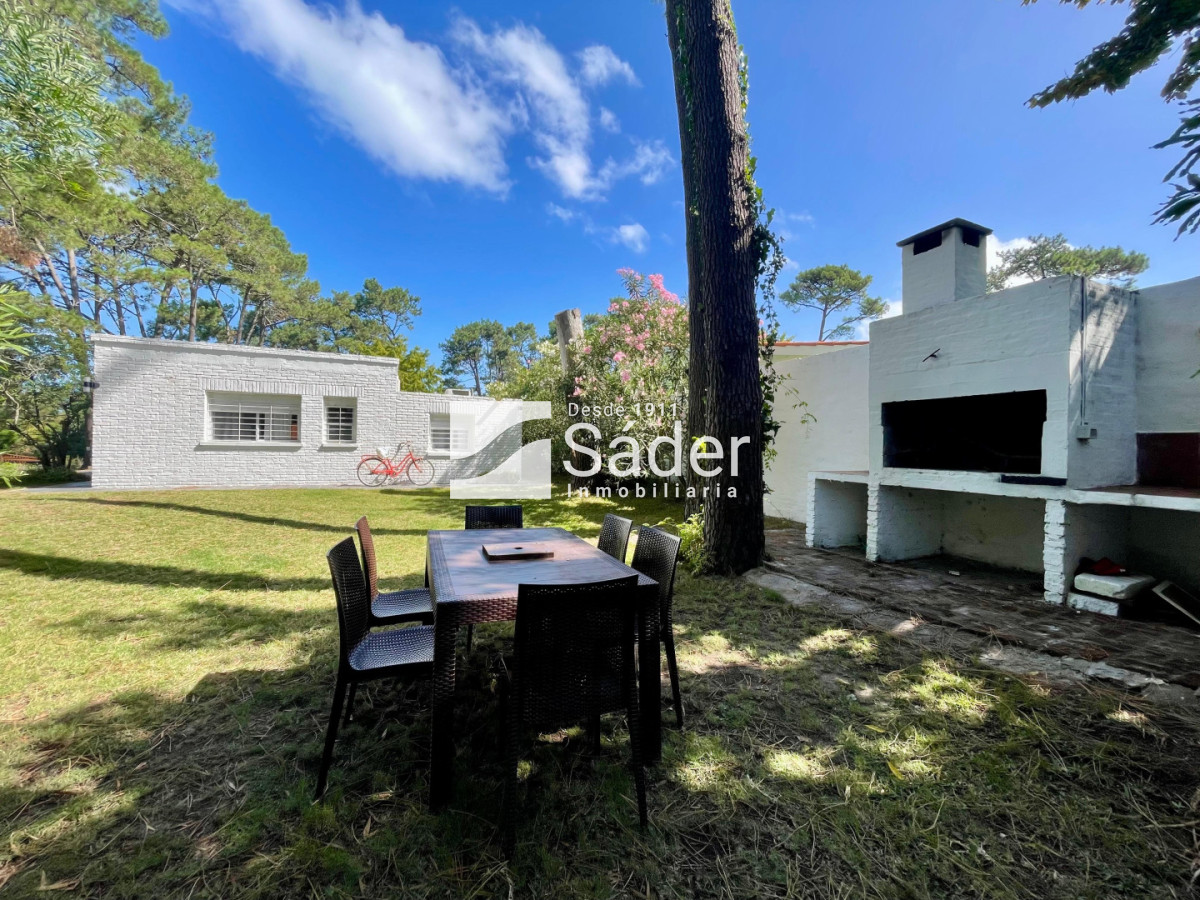 Casa ID.4776 - Casa 3 Dormitorios en Pinares.  