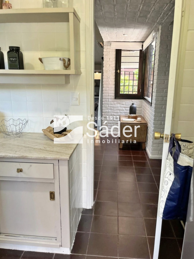 Casa ID.4200 - Casa en alquiler. 3 dormitorios. Pinares