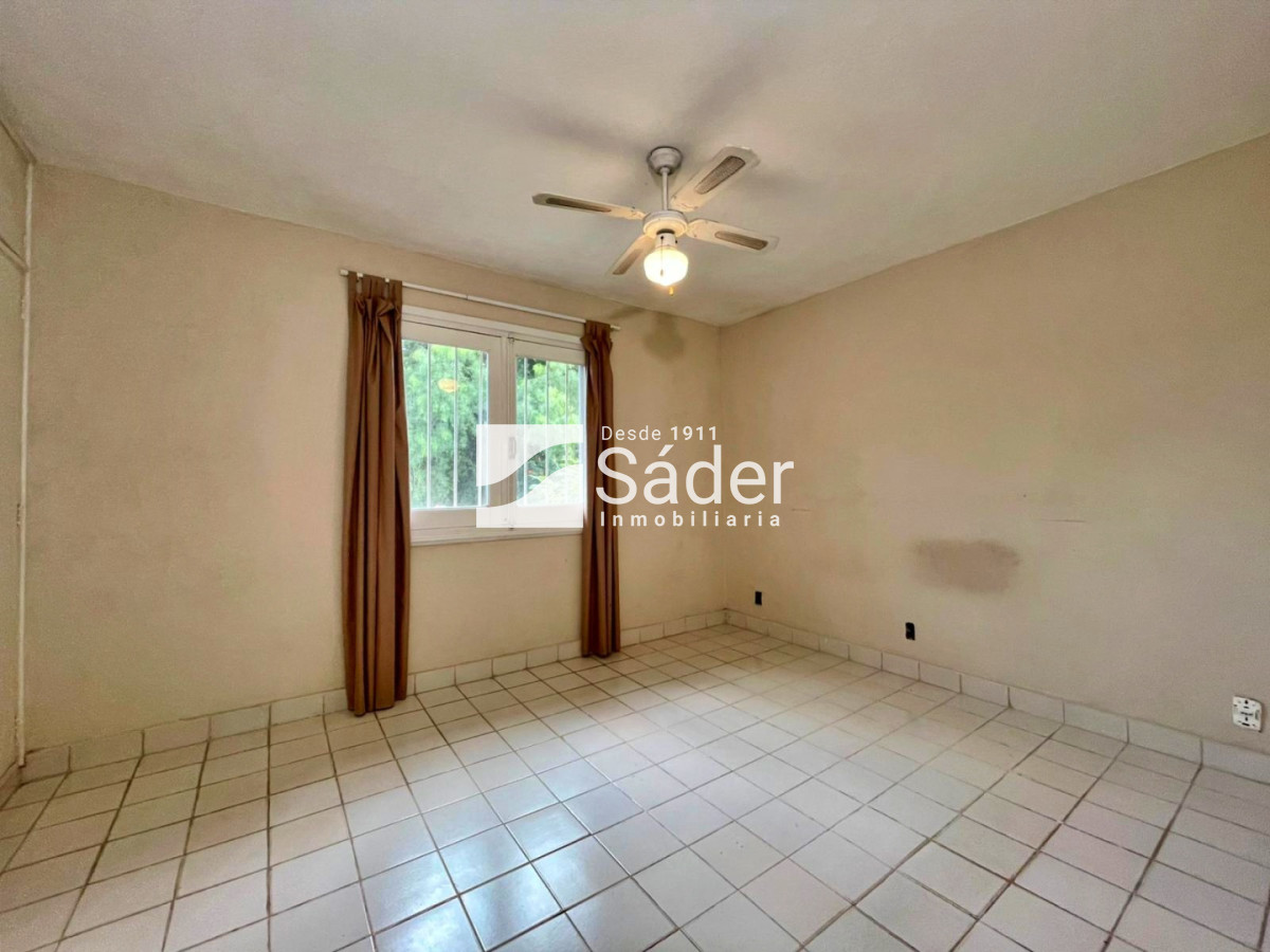 Casa ID.4852 - Una propiedad con historia y carácter, en una ubicación privilegiada de Playa Mansa