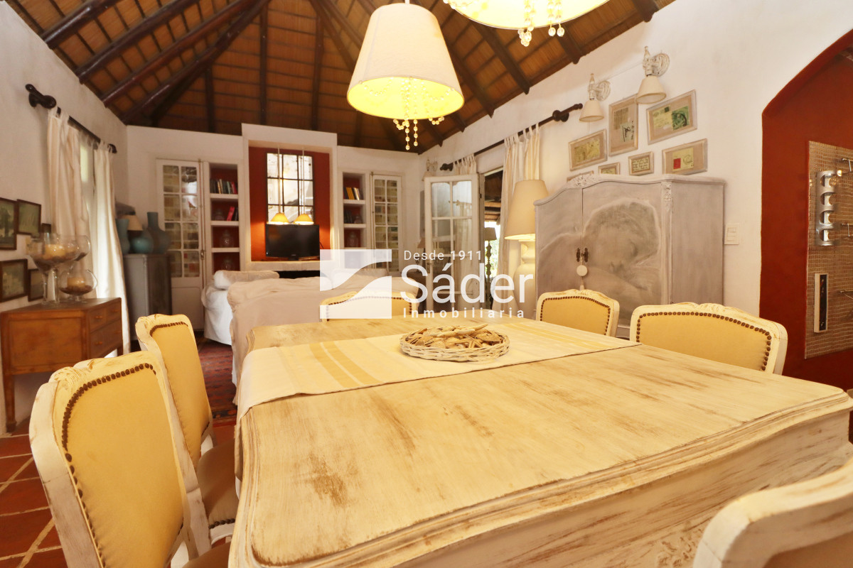 Casa ID.4043 - Quincho a 900 mts. del mar