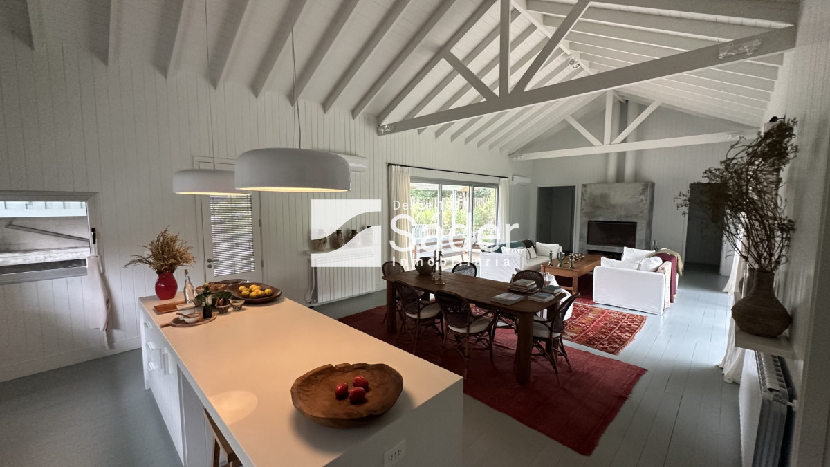Casa ID.4896 - La Oriental
