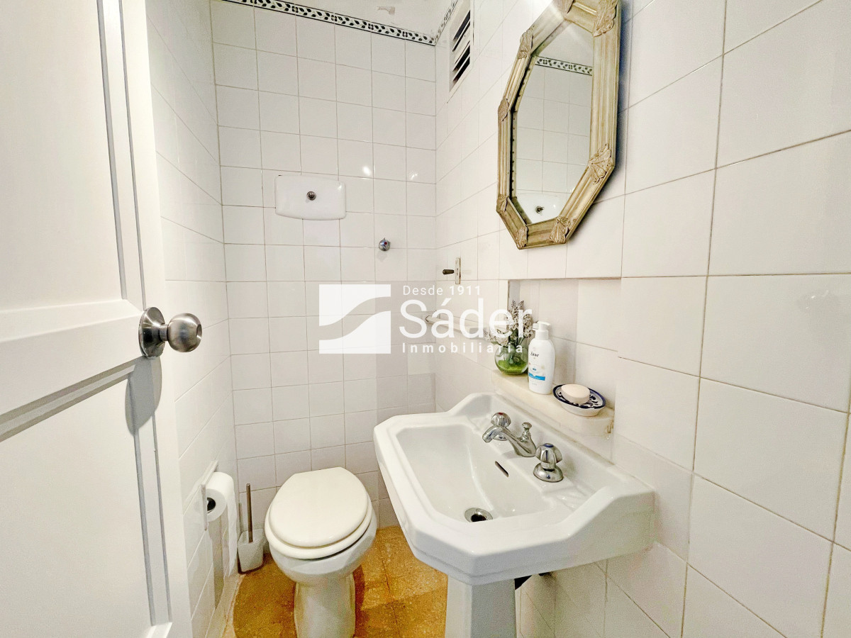 Casa ID.4364 - Casa en peninsula, primera linea frente al mar