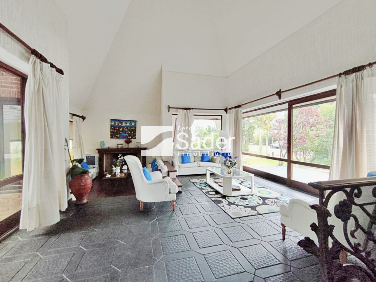 Casa ID.4759 - Chalet en Lugano, Punta del Este