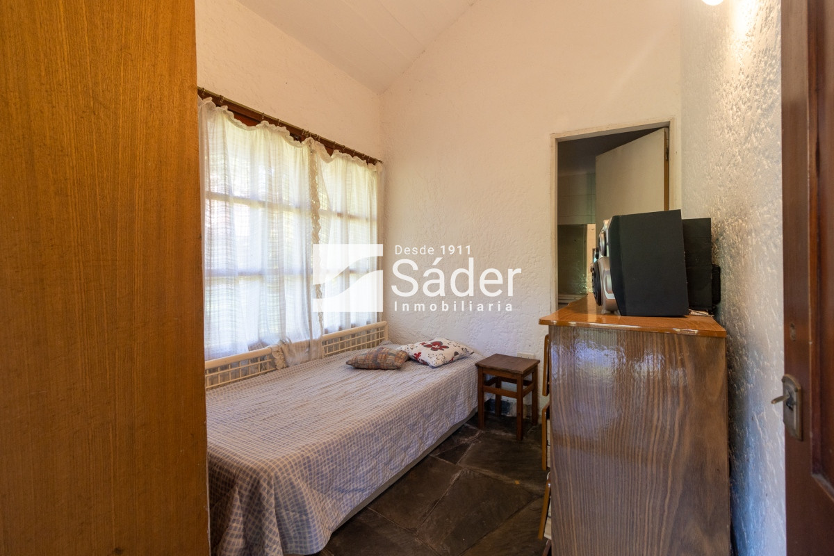Casa ID.2888 - Casa en venta Lugano 5 dormitorios 