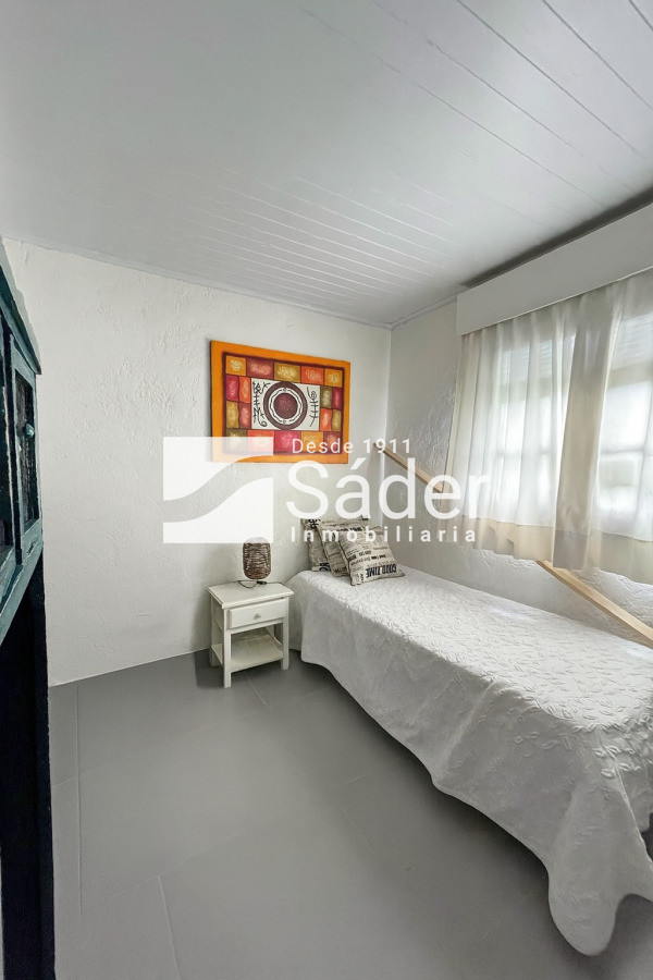 Casa ID.2389 - Casa en venta y alquiler Pinares 3 dormitorios