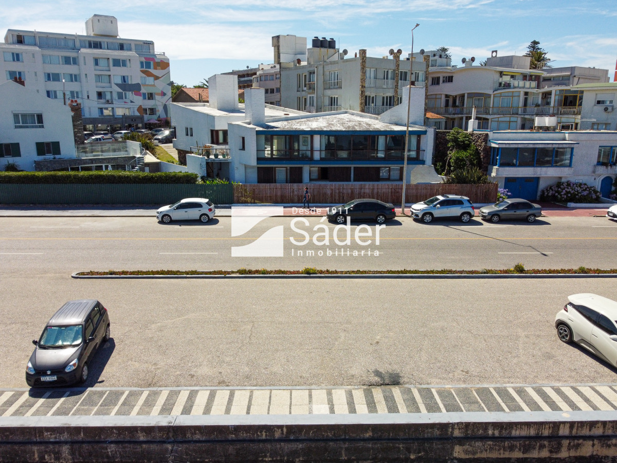 Casa ID.3709 - Casa Frente al Mar Única