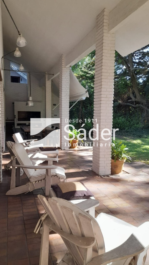 Casa ID.4339 - Chalet en San Rafael. 10 personas