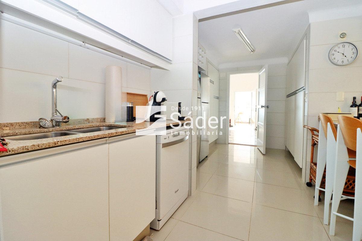 Casa ID.4364 - Casa en peninsula, primera linea frente al mar