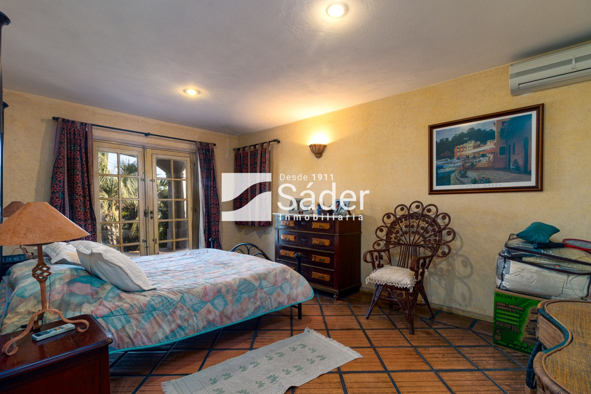 Casa ID.2894 - Casa en venta Pinares 3 dormitorios