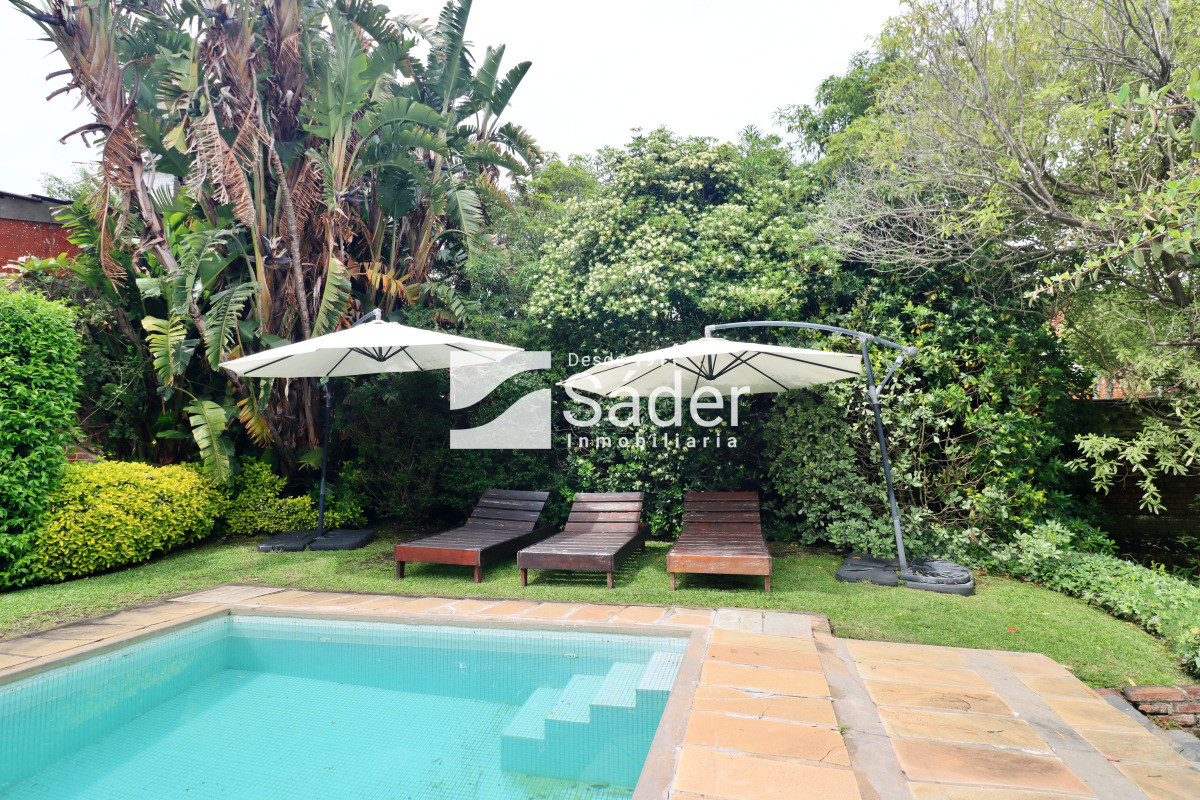 Casa ID.4465 - Casa en la mansa. 4 dormitorios, con piscina 
