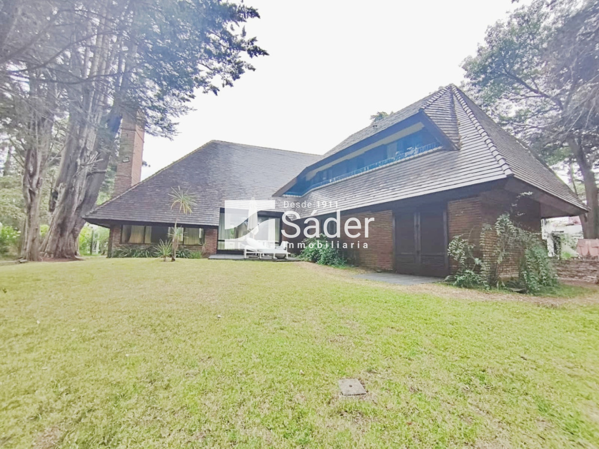 Casa ID.4759 - Chalet en Lugano, Punta del Este