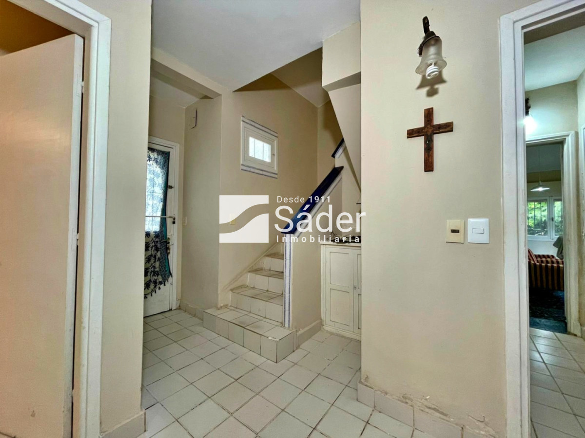 Casa ID.4852 - Una propiedad con historia y carácter, en una ubicación privilegiada de Playa Mansa