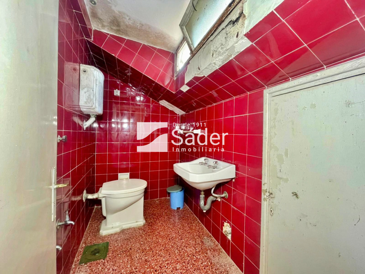 Casa ID.4852 - Una propiedad con historia y carácter, en una ubicación privilegiada de Playa Mansa