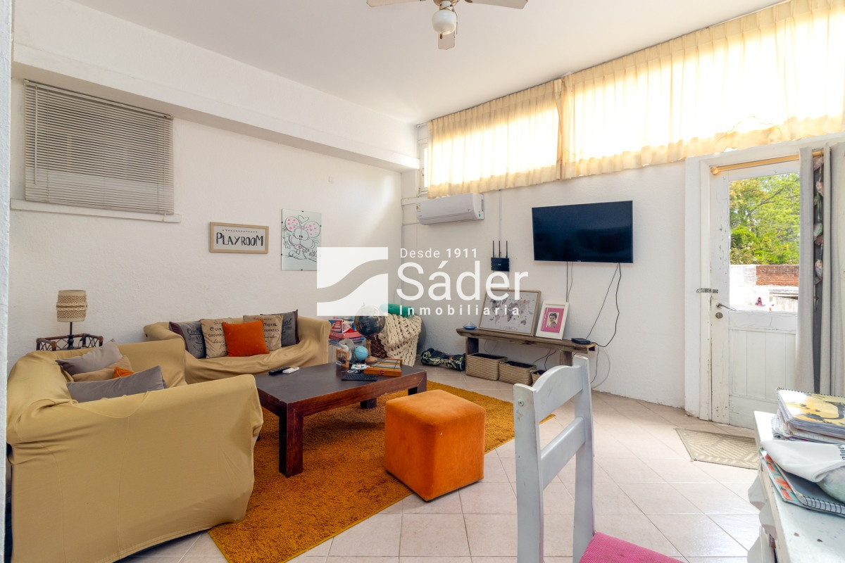 Casa ID.3134 - Casa en venta Barrio Cantegril 5 dormitorios o mas