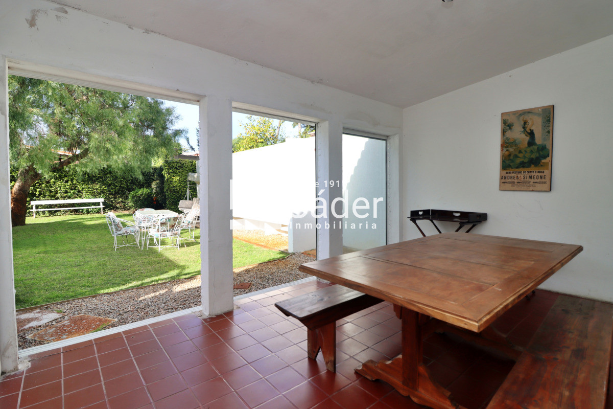 Casa ID.4330 - Casa en playa mansa. 4 dorm. 