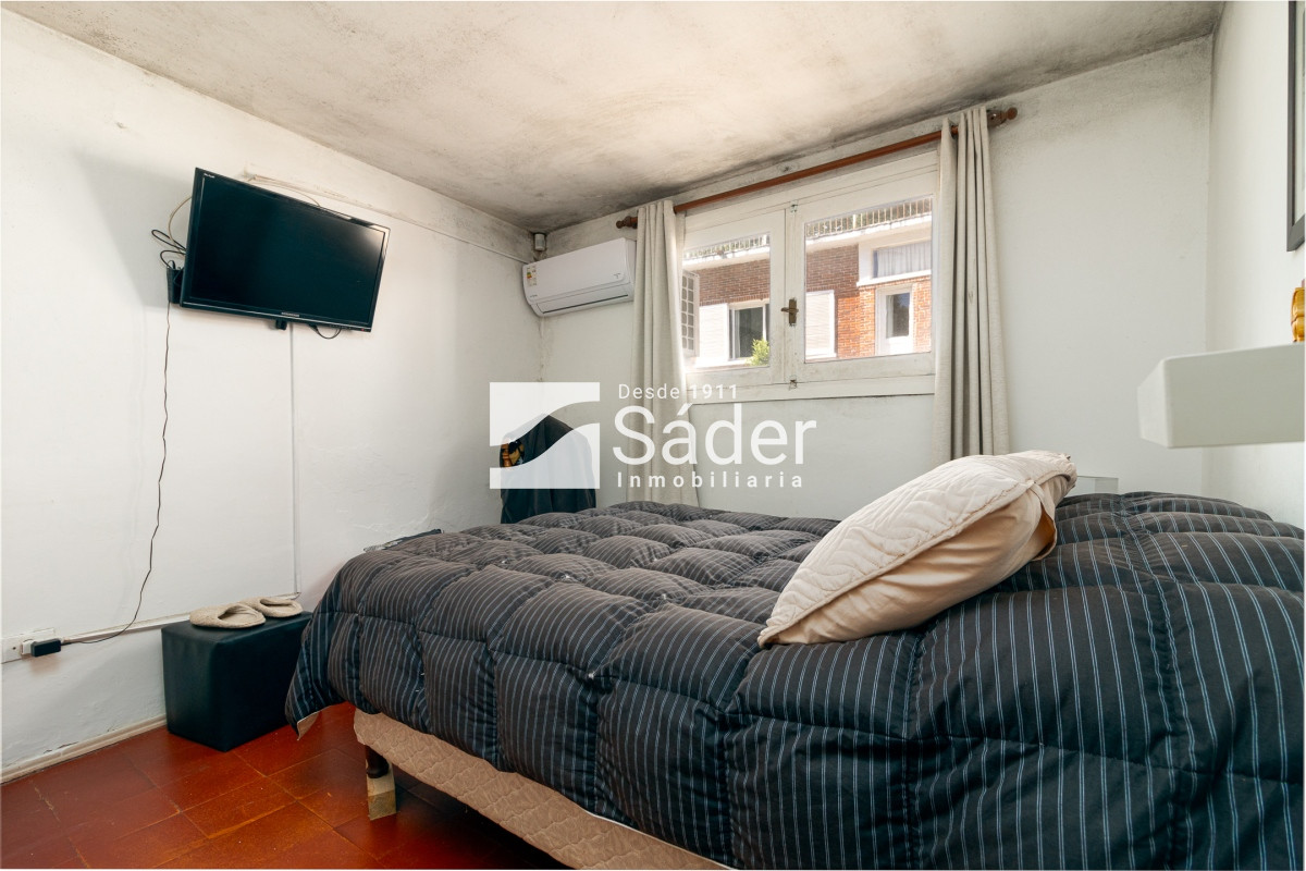 Casa ID.3134 - Casa en venta Barrio Cantegril 5 dormitorios o mas