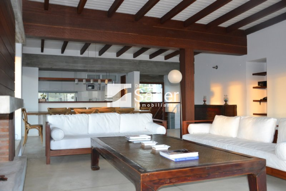 Casa ID.2024 - Casa en venta y alquiler de temporada. El Chorro 5 dormitorios o mas