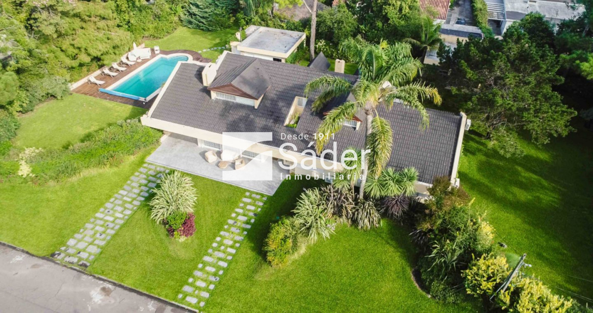 Casa ID.3385 - Casa en venta Playa Mansa 