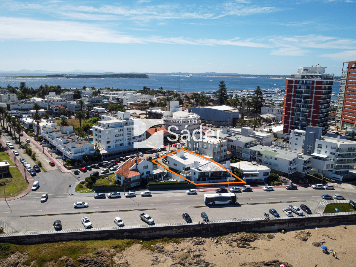 Casa ID.3709 - Casa Frente al Mar Única