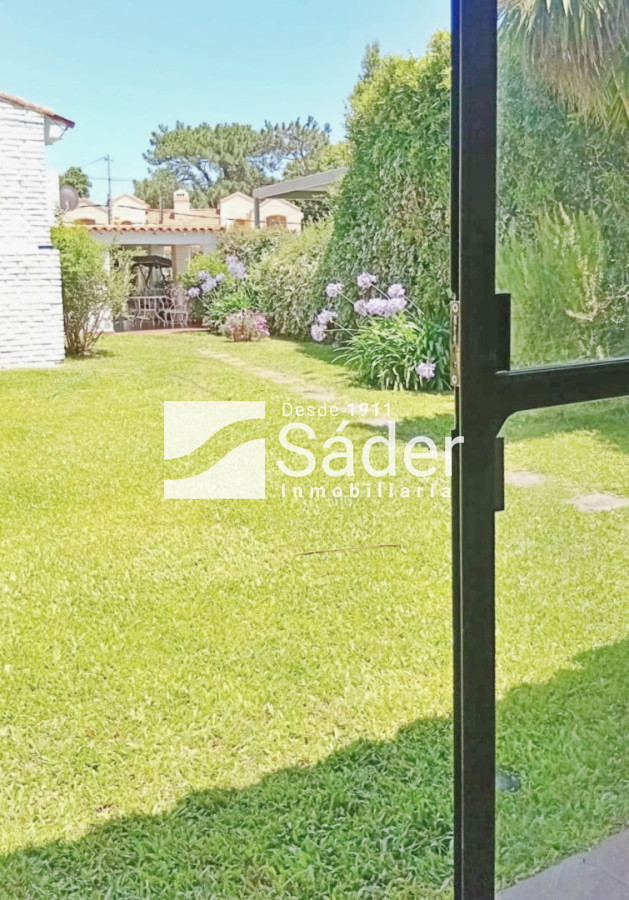 Casa ID.4666 - Casa en pinares. 3 dormitorios y barbacoa