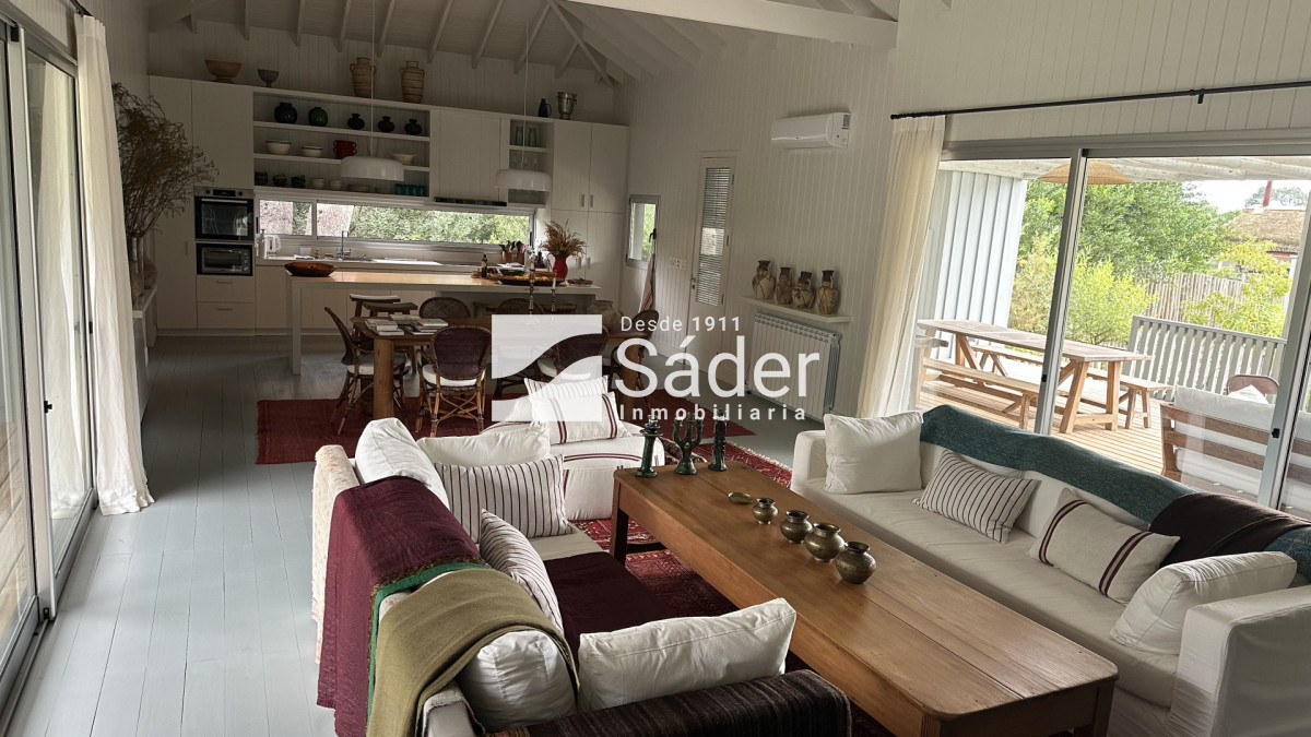 Casa ID.4896 - La Oriental