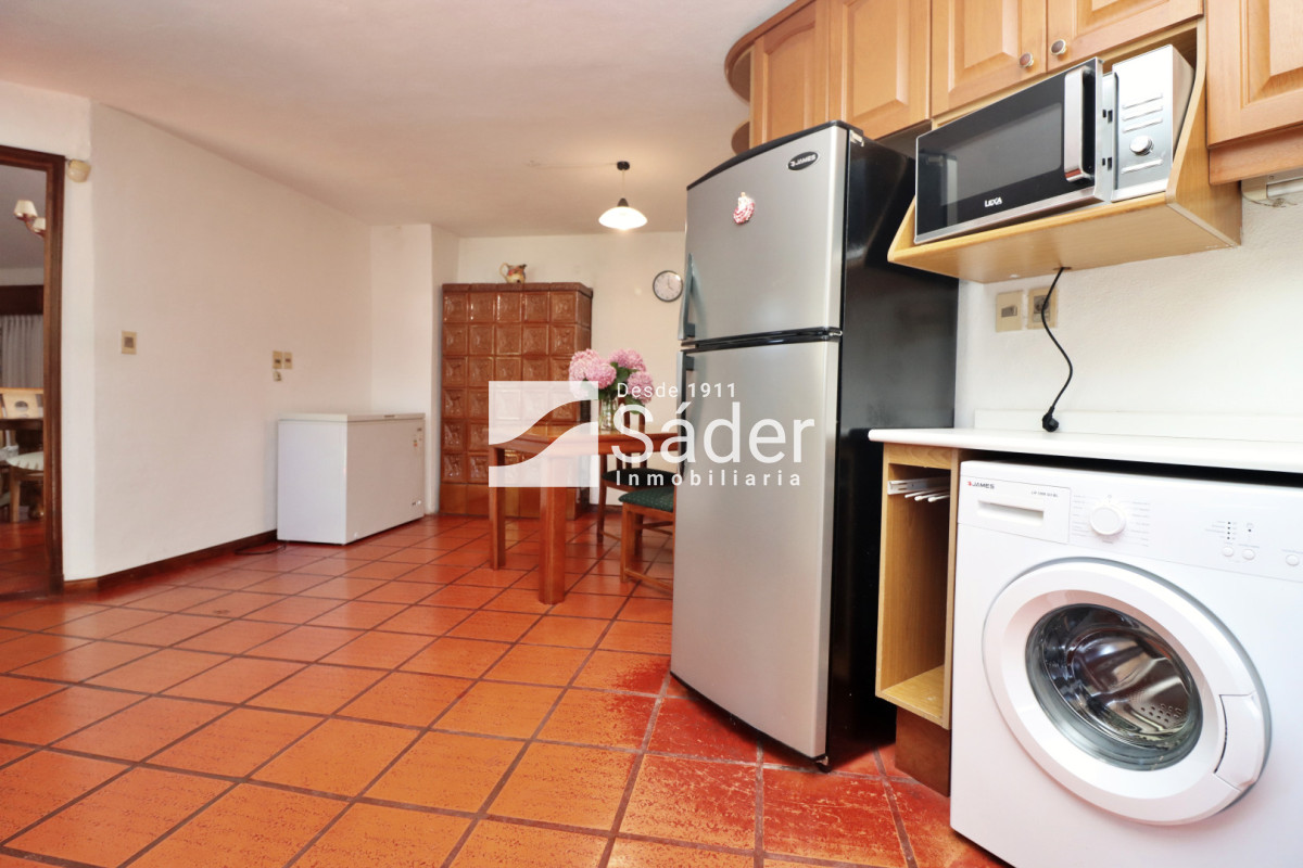 Casa ID.4624 - Hermoso Chalet en venta barrio Marly excelente entorno