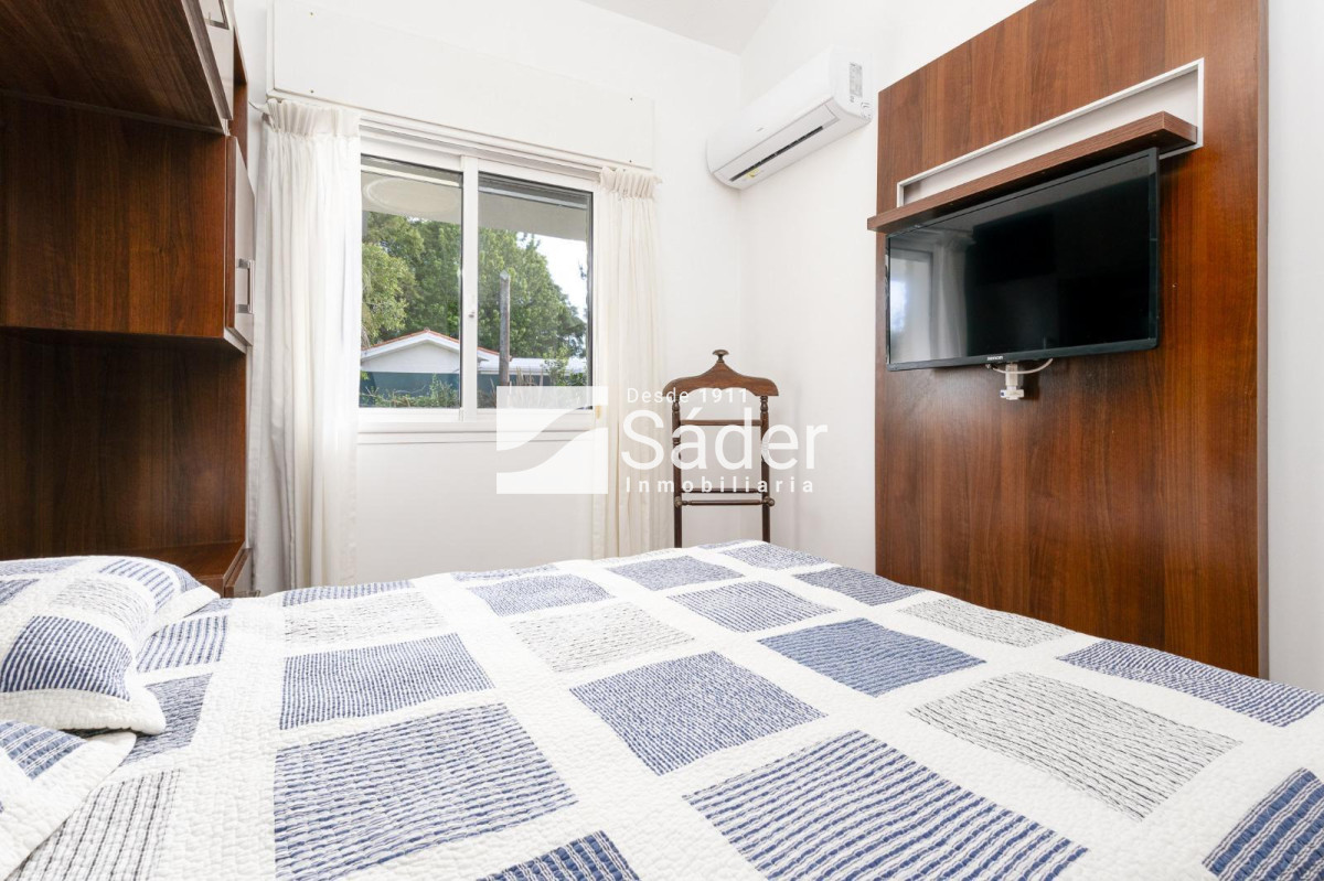 Casa ID.4412 - Casa con piscina en zona Cantegril.