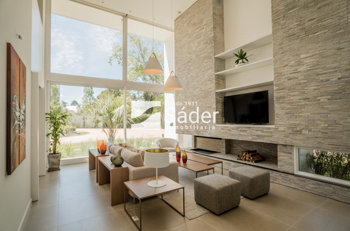 Casa ID.3402 - Elegante Casa en Boulevard Park