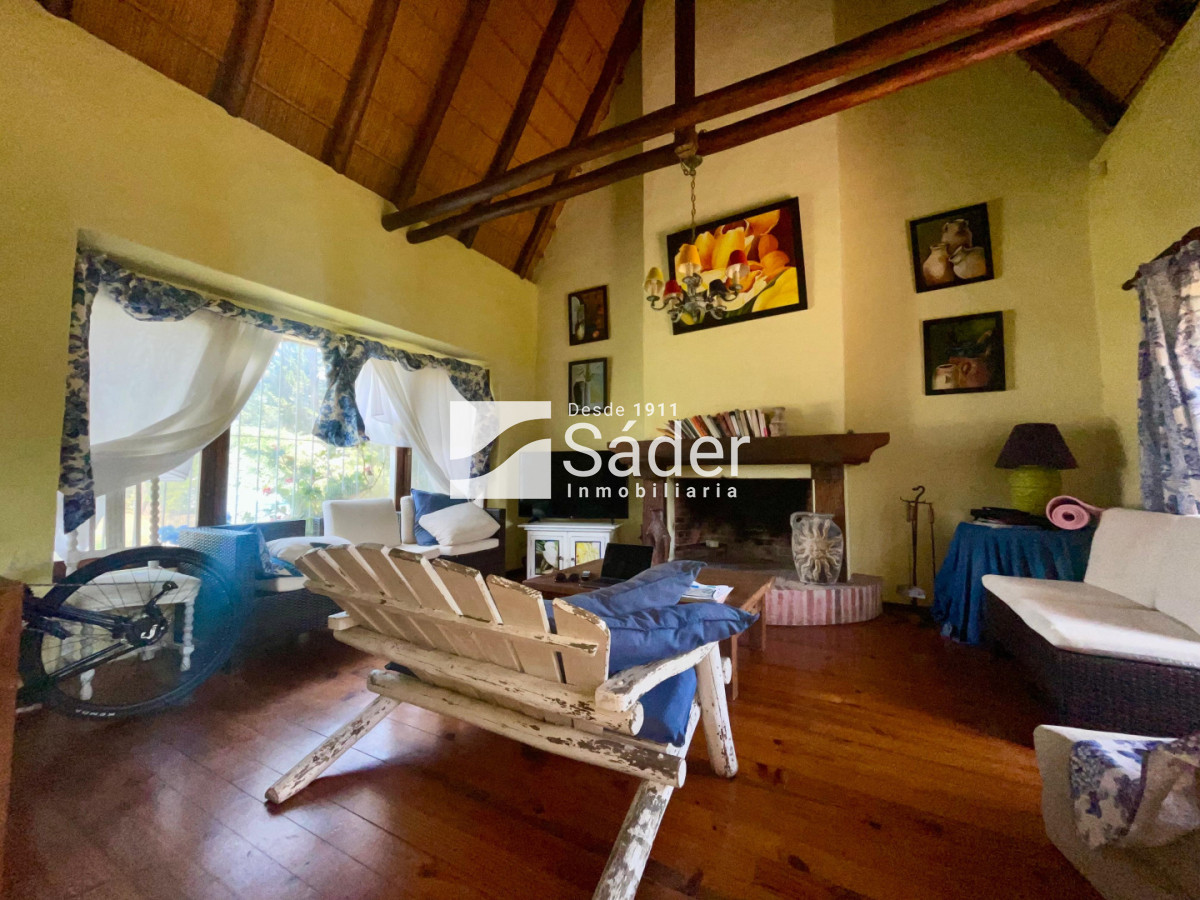 Casa ID.4774 - Muy linda casa en San Rafael Pda. 11, ideal para familias