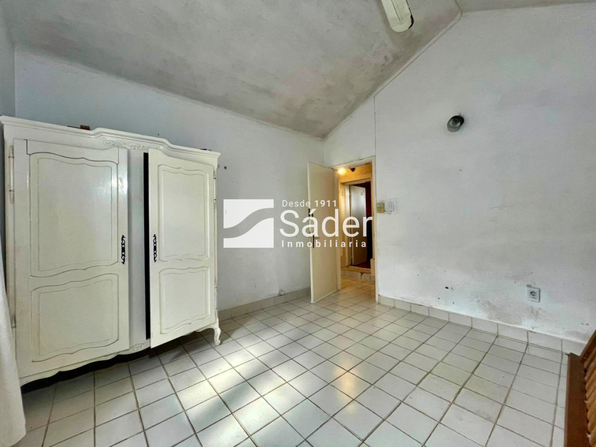 Casa ID.4852 - Una propiedad con historia y carácter, en una ubicación privilegiada de Playa Mansa