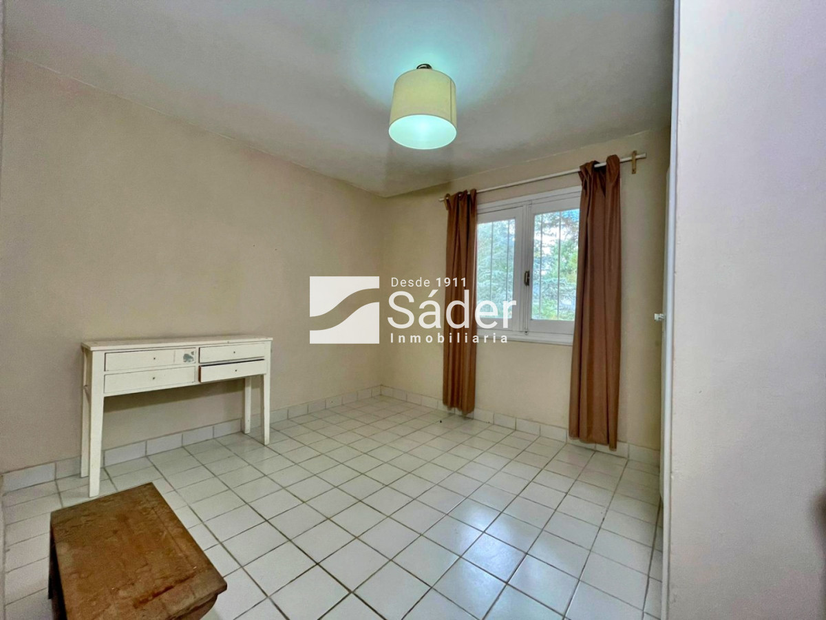 Casa ID.4852 - Una propiedad con historia y carácter, en una ubicación privilegiada de Playa Mansa