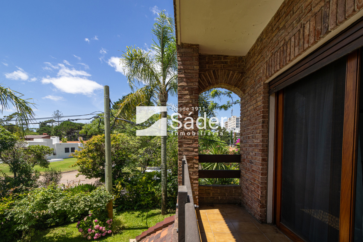 Casa ID.3732 - Ubicación privilegiada, a solo 100 metros del mar en Playa Mansa