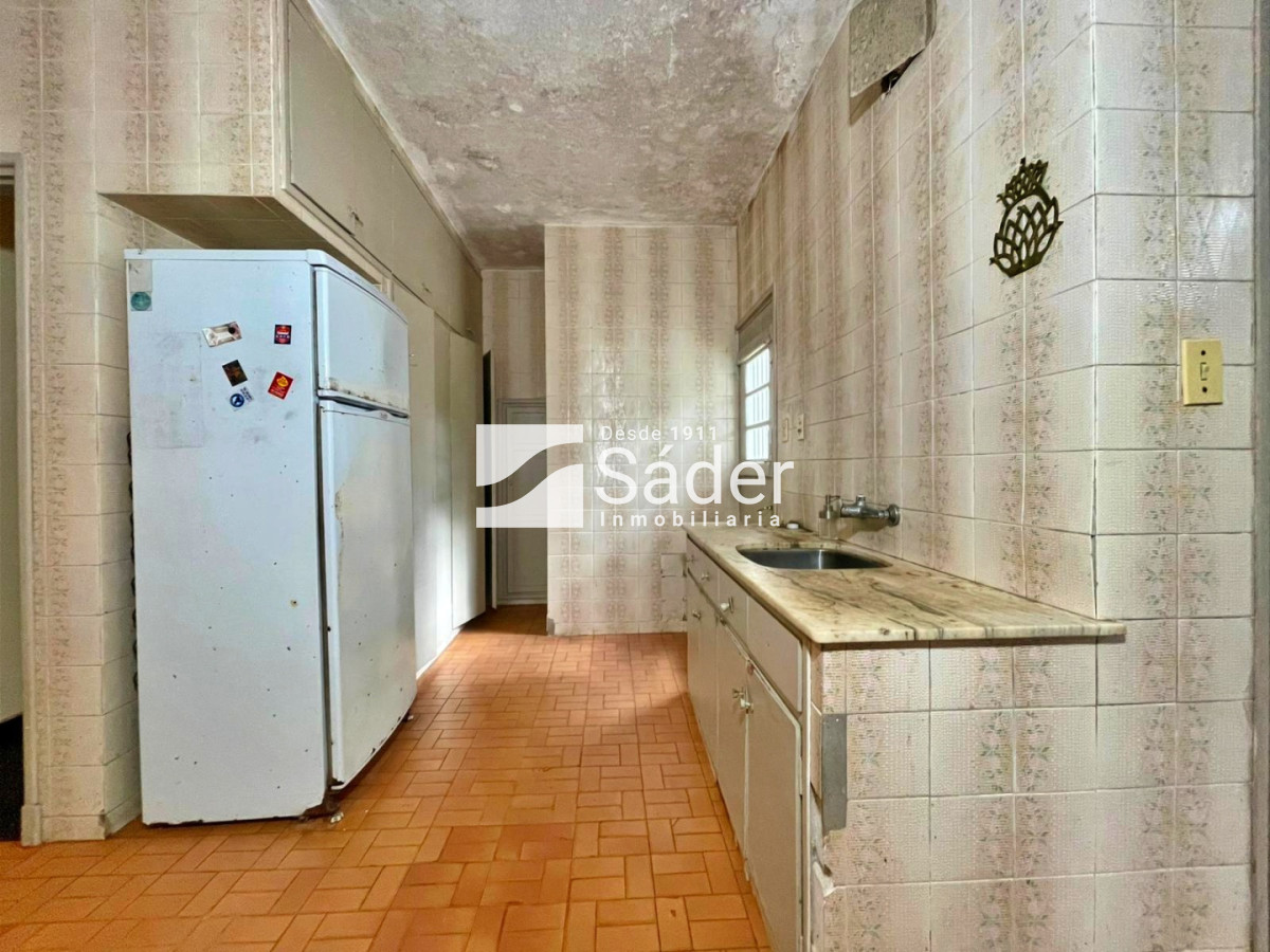 Casa ID.4852 - Una propiedad con historia y carácter, en una ubicación privilegiada de Playa Mansa