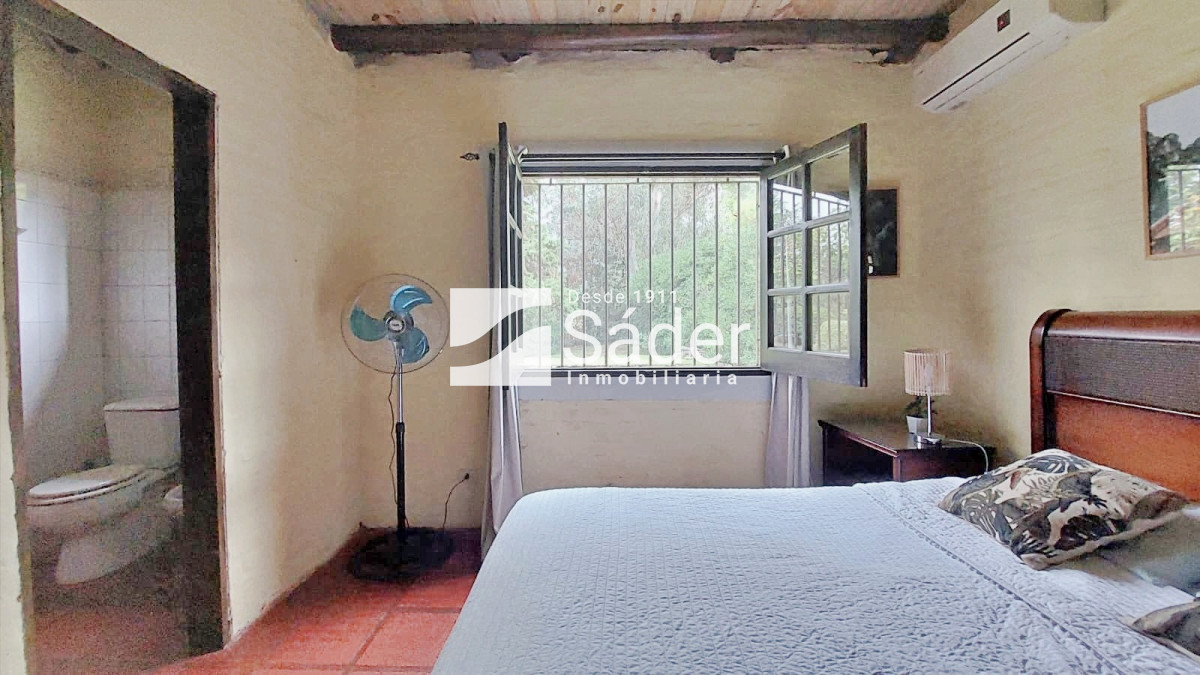 Casa ID.4758 - Casa en Alquiler 3 dormtiorios. Barrio Marly con Jardín y Piscina
