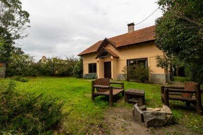 Casa en venta Jardines De Cordoba 3 dormitorios