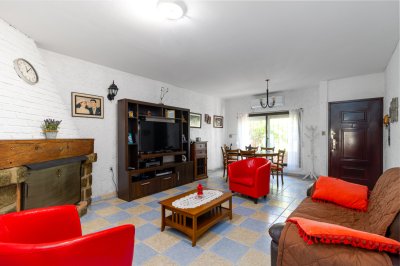 Casa en venta Maldonado 4 dormitorios