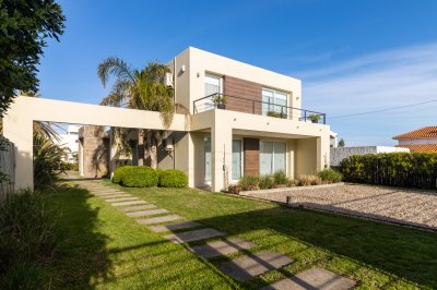 Casa en venta Península 3 dormitorios