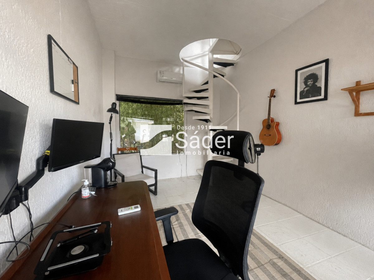 Local Comercial ID.4953 - VENTA EXCELENTE LOCAL COMERCIAL EN LA BARRA