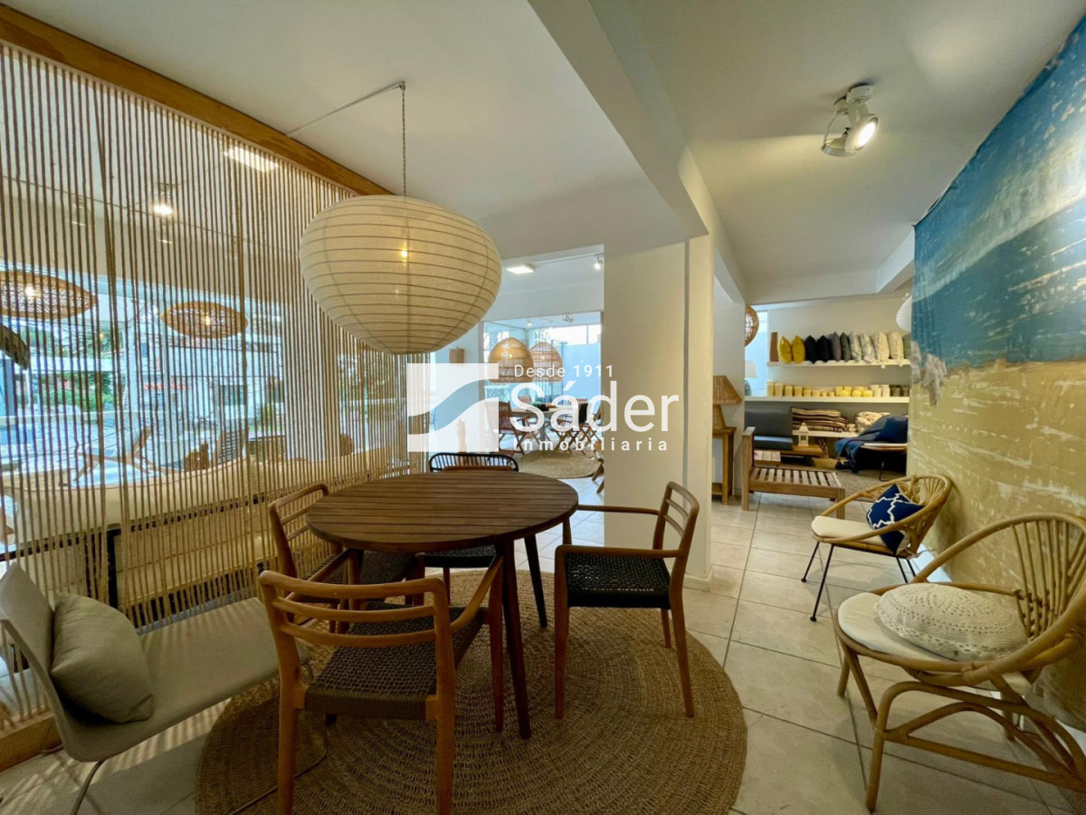 Local Comercial ID.5001 - Local comercial en calle 27 y 20