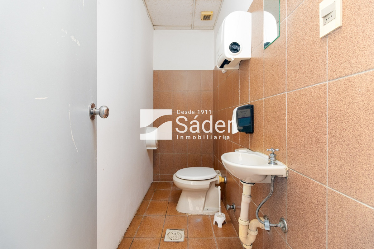 Local Comercial ID.3494 - Local comercial en el centro de Maldonado