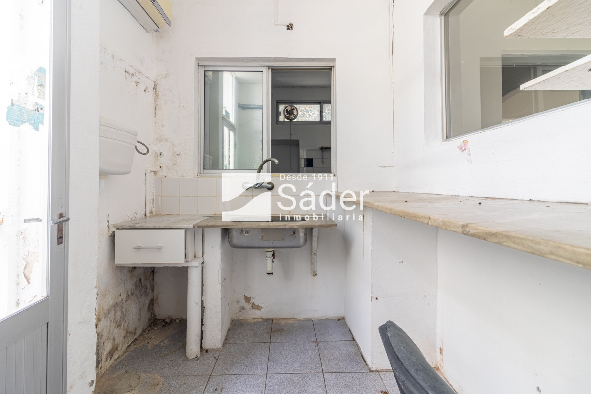 Local Comercial ID.3494 - Local comercial en el centro de Maldonado