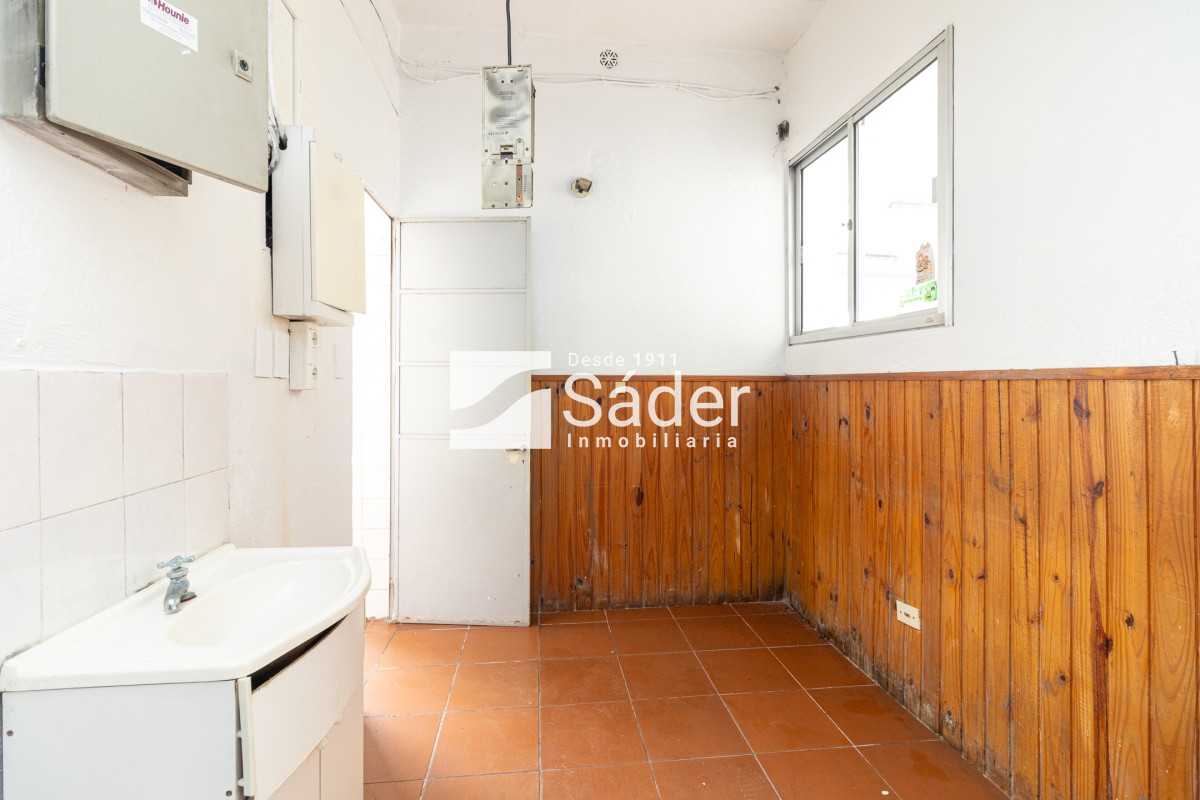 Local Comercial ID.3494 - Local comercial en el centro de Maldonado