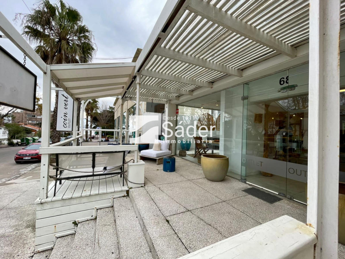 Local Comercial ID.5001 - Local comercial en calle 27 y 20