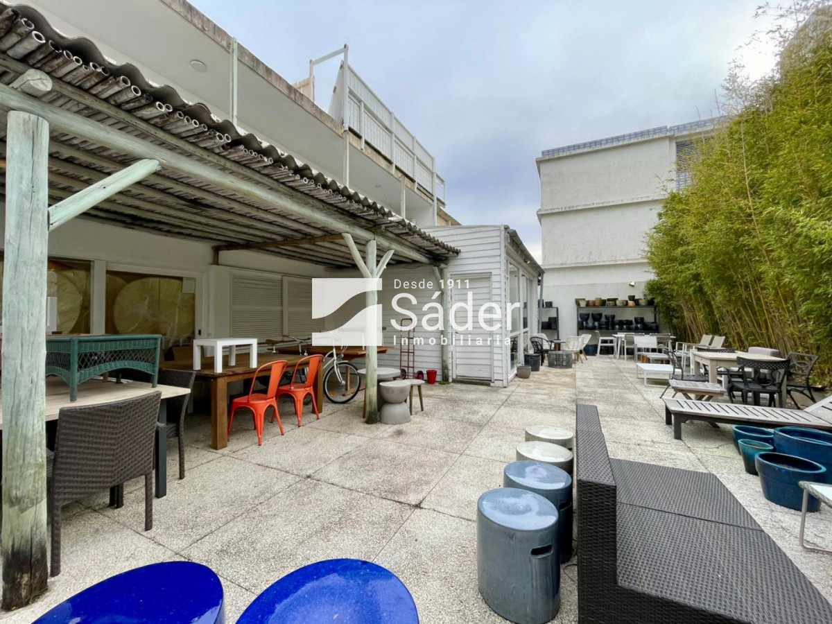 Local Comercial ID.5001 - Local comercial en calle 27 y 20