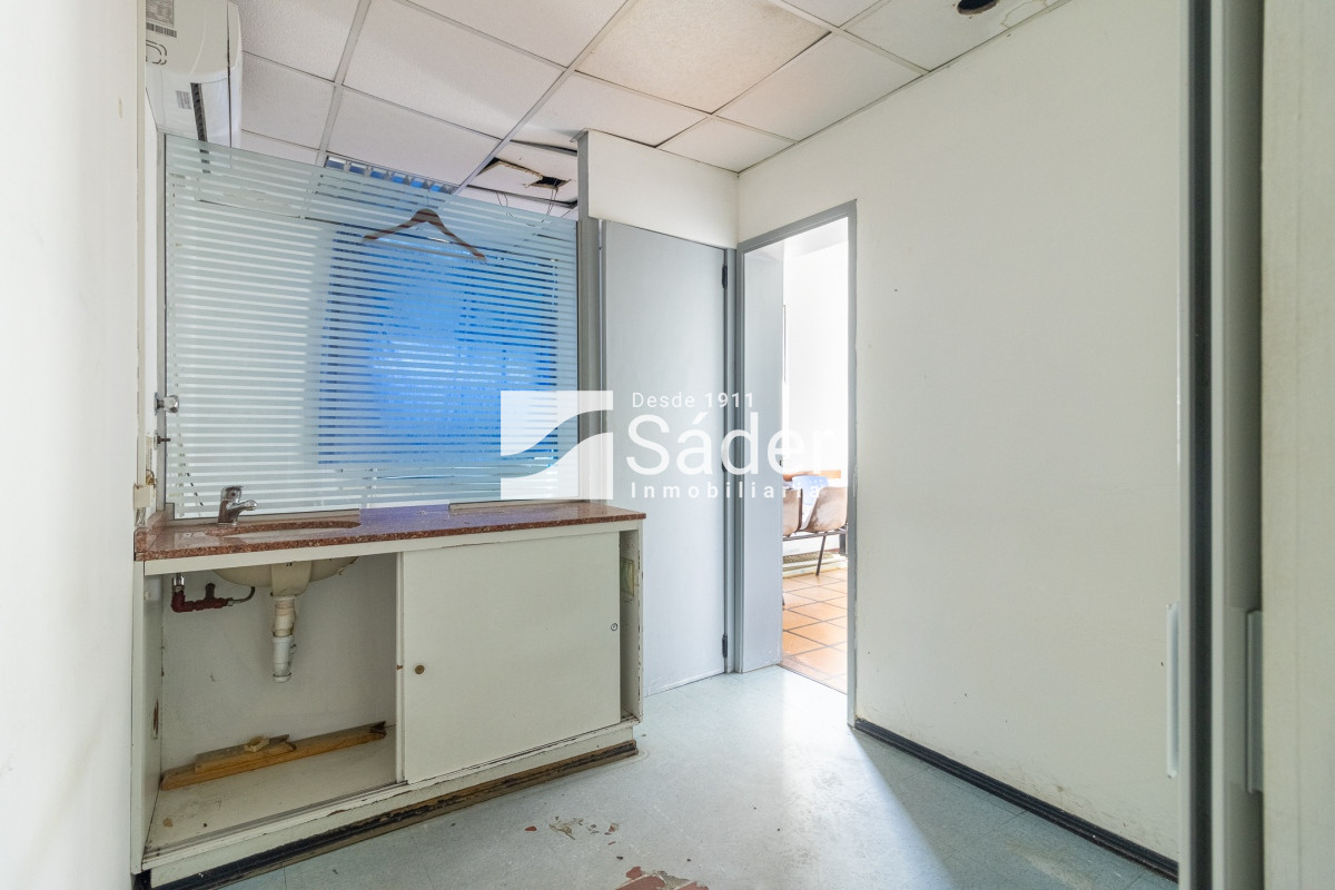 Local Comercial ID.3494 - Local comercial en el centro de Maldonado