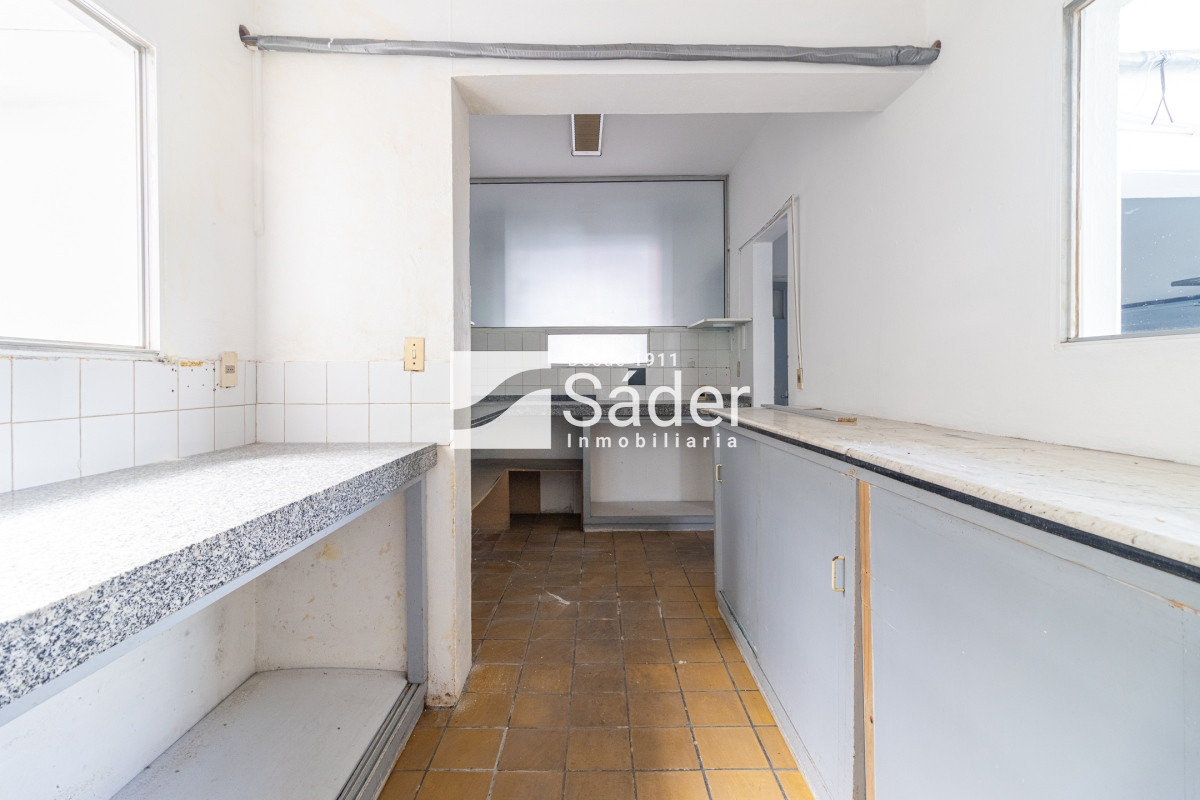 Local Comercial ID.3494 - Local comercial en el centro de Maldonado