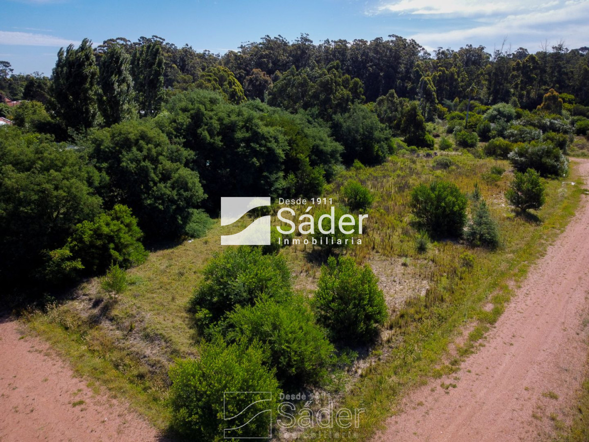 Terreno ID.3145 - Terreno en venta Pinares 