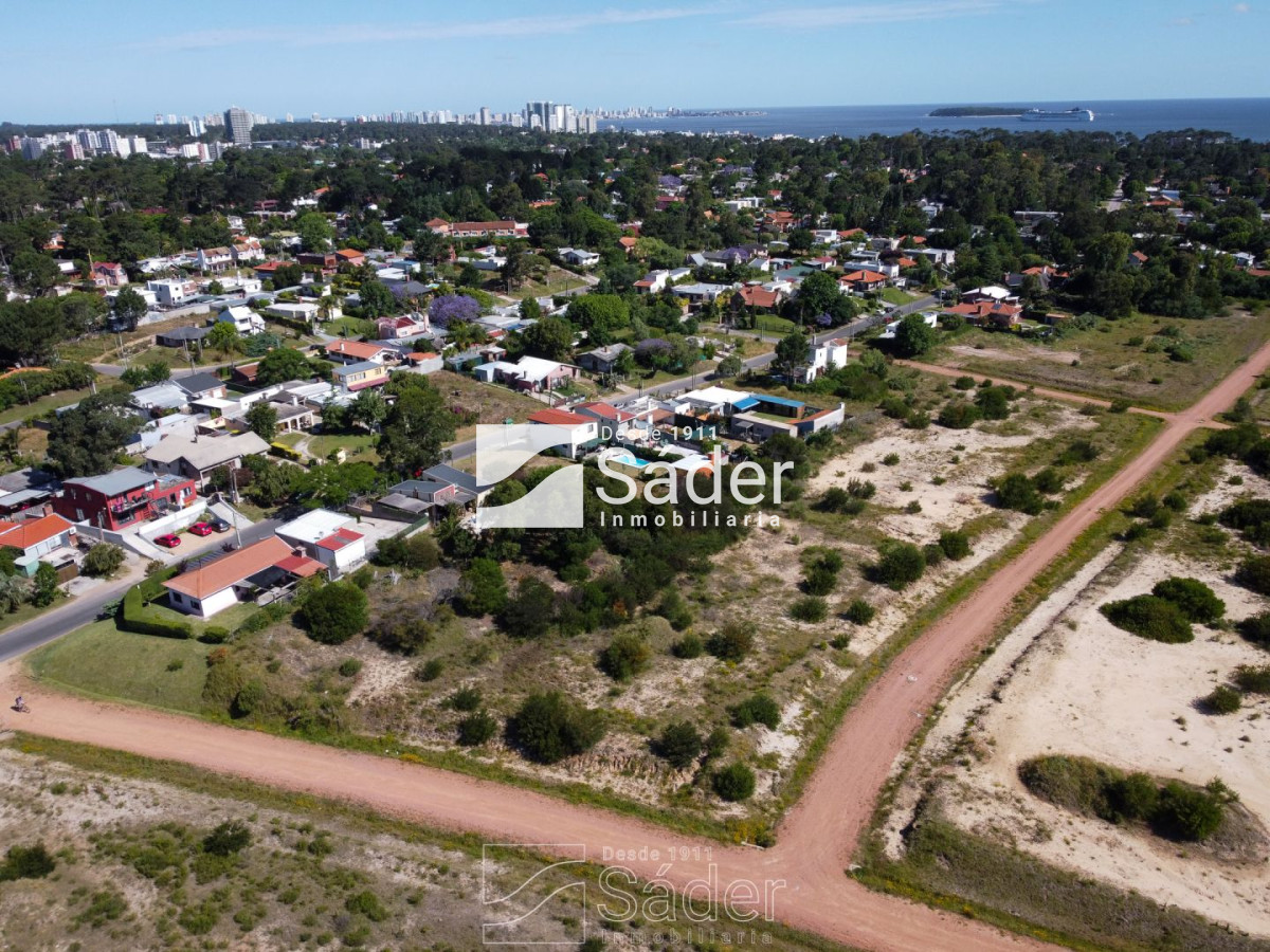 Terreno ID.3145 - Terreno en venta Pinares 