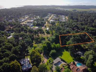 Terreno en venta Pinares 